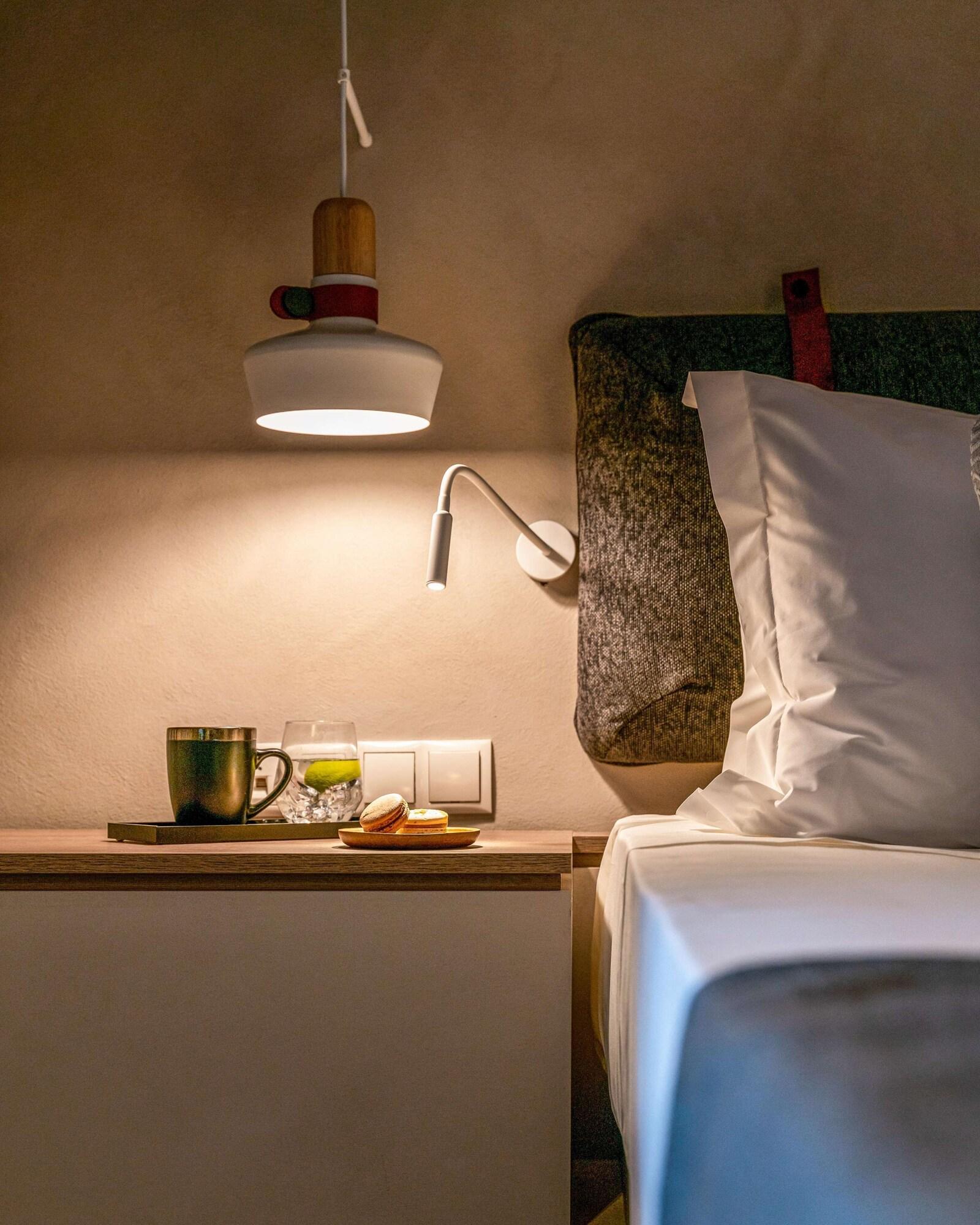 Elissa Adults-Only Lifestyle Beach Resort Kallithéa Dış mekan fotoğraf Wall light
