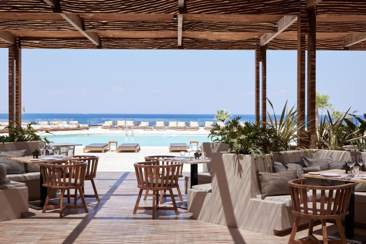 Elissa Adults-Only Lifestyle Beach Resort Kallithéa Dış mekan fotoğraf The restaurant at the Mykonos Villa