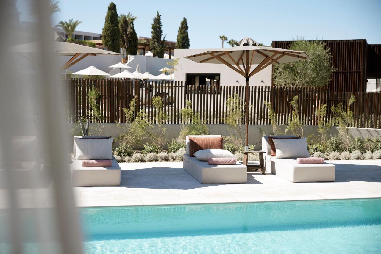 Elissa Adults-Only Lifestyle Beach Resort Kallithéa Dış mekan fotoğraf The hotel's pool