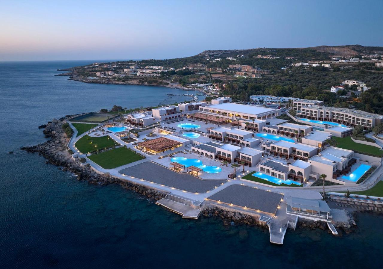 Elissa Adults-Only Lifestyle Beach Resort Kallithéa Dış mekan fotoğraf The resort at night